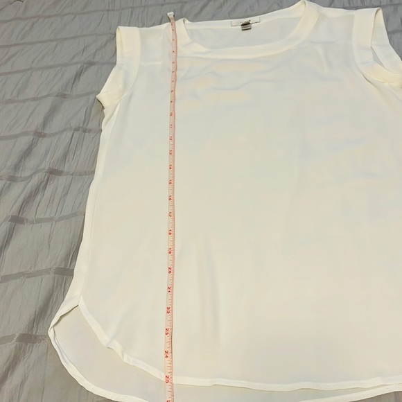 J. Crew OffWhite around Neck Short Sleeve Top (0) - Picture 5 of 6